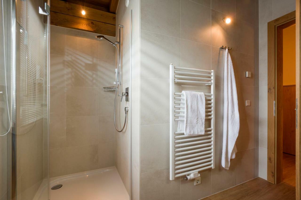 Resort Tirol Am Wildenbach นีเดอเรา ภายนอก รูปภาพ